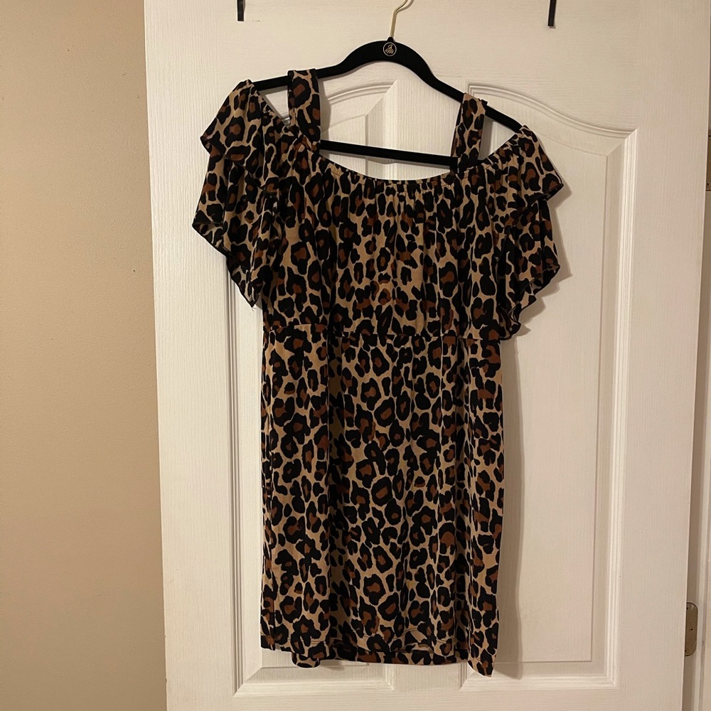 Slinky brand leopard top